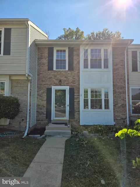 8493 Snowden Oaks Pl, Laurel, MD 20708