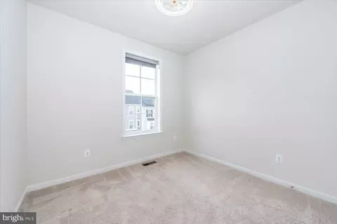 Bedroom - 1013 Highpoint Trl, Laurel, MD 20707 photo 2 of 4
