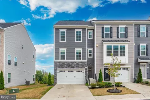 1013 Highpoint Trl, Laurel, MD 20707