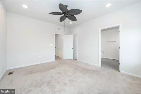 Entry Way - 1013 Highpoint Trl, Laurel, MD 20707 photo 9 of 11