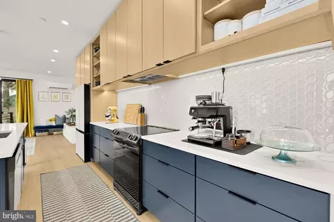 4020 35th St #B, Mount Rainier, MD 20712 photo 5