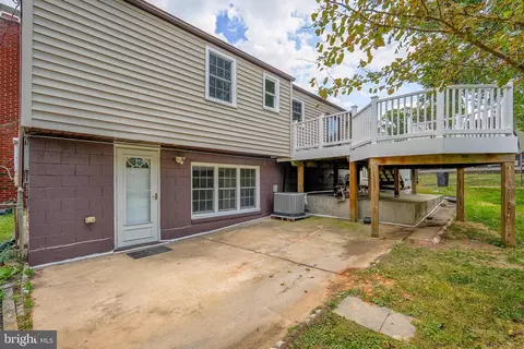 Exterior - 6702 Longridge Dr, Lanham, MD 20706 photo 9 of 10