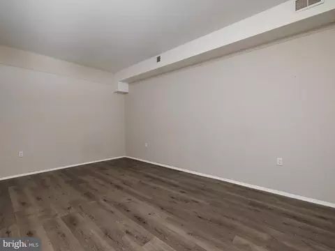 8010 Sandy Spring Rd, Laurel, MD 20707 photo 25
