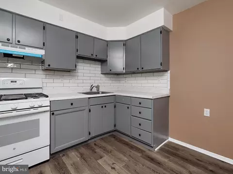 8010 Sandy Spring Rd, Laurel, MD 20707 photo 10