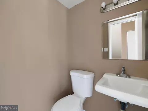 8010 Sandy Spring Rd, Laurel, MD 20707 photo 12