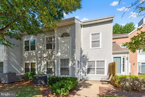 8644 Devon Hills Dr, Fort Washington, MD 20744