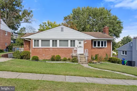 906 Luray Pl, Hyattsville, MD 20783
