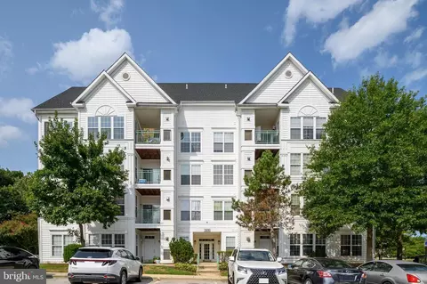 15618 Everglade Ln #106, Bowie, MD 20716