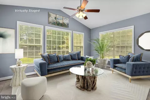8301 Cedarview Ct, Clinton, MD 20735 photo 9