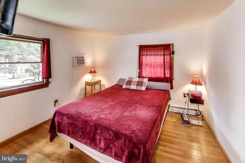 Bedroom - 9211 Fowler Ln, Lanham, MD 20706 photo 1 of 8