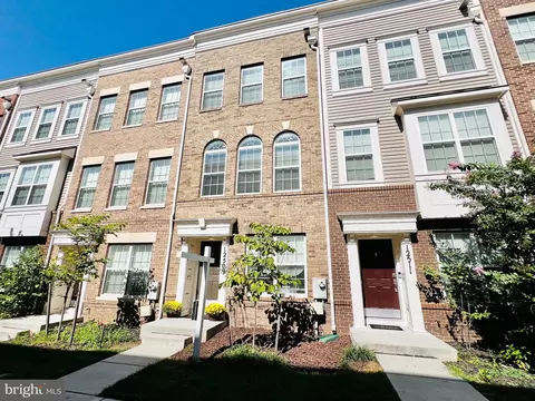 12509 Honey Locust Way, Beltsville, MD 20705