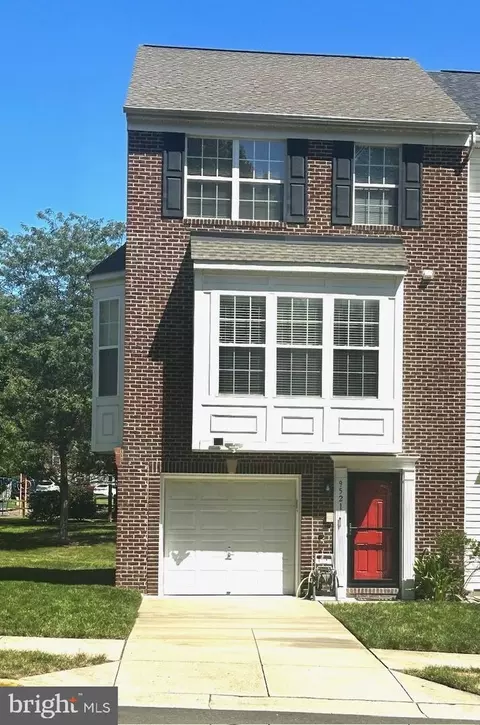 9521 Woodyard Cir, Marlboro, MD 20772