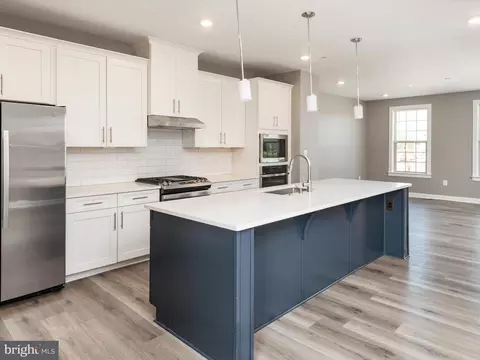 Kitchen - 183 Lyons Creek Dr, Laurel, MD 20708 photo 3 of 3