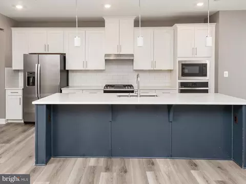 Kitchen - 183 Lyons Creek Dr, Laurel, MD 20708 photo 2 of 3