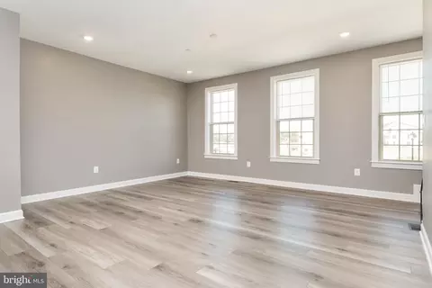 Living - 183 Lyons Creek Dr, Laurel, MD 20708 photo 6 of 7