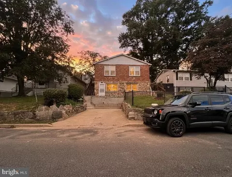 1211 Nova Ave, Capitol Heights, MD 20743