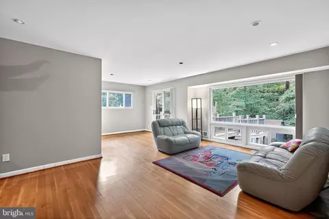 Living - 6806 Trexler Rd, Lanham, MD 20706 photo 2 of 4