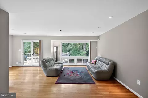 Living - 6806 Trexler Rd, Lanham, MD 20706 photo 4 of 4