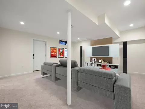 Living - 8806 Admiral Dr, Laurel, MD 20708 photo 3 of 9