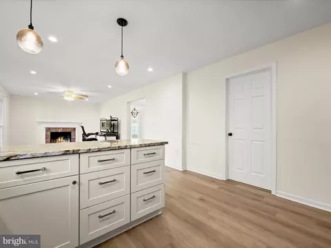 Kitchen - 8806 Admiral Dr, Laurel, MD 20708 photo 5 of 5