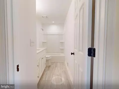 Entry Way - 8806 Admiral Dr, Laurel, MD 20708 photo 2 of 3