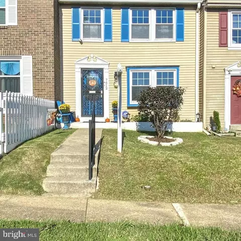 7612 Green Willow Ct, Landover, MD 20785