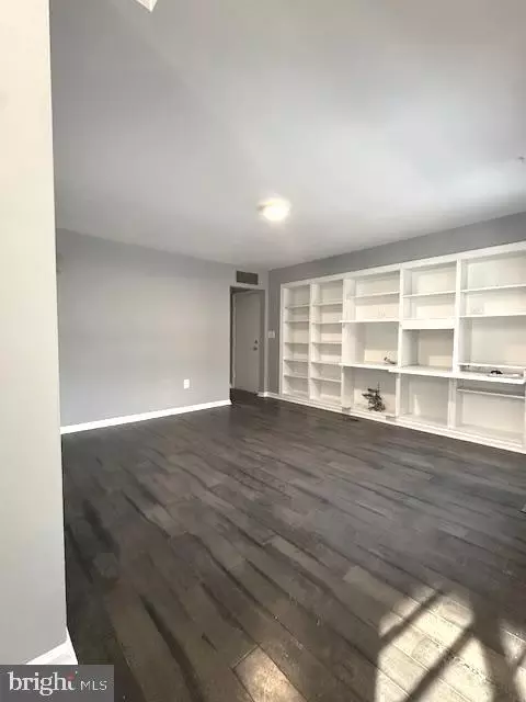 Living - 9319 Creekview Dr, Laurel, MD 20708 photo 2 of 2
