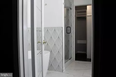 Entry Way - 9319 Creekview Dr, Laurel, MD 20708 photo 5 of 5