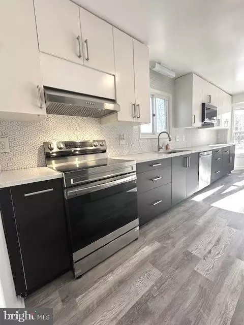 Kitchen - 9319 Creekview Dr, Laurel, MD 20708 photo 1 of 3