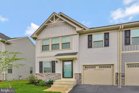 Exterior - 14304 Longhouse Loop Loop #A, Brandywine, MD 20613 photo 2 of 13