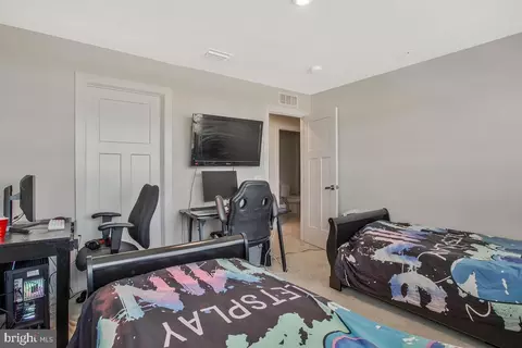 Bedroom - 14304 Longhouse Loop Loop #A, Brandywine, MD 20613 photo 7 of 10