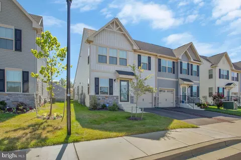 Exterior - 14304 Longhouse Loop Loop #A, Brandywine, MD 20613 photo 6 of 13
