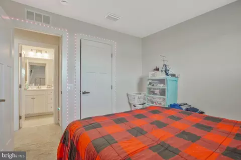Bedroom - 14304 Longhouse Loop Loop #A, Brandywine, MD 20613 photo 5 of 10