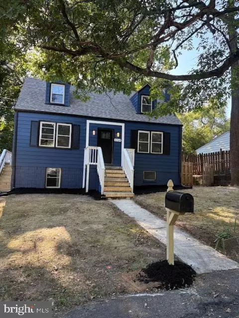 5704 Joan Ln, Temple Hills, MD 20748