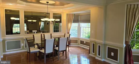 Dining - 4204 Rolling Paddock Dr, Marlboro, MD 20772 photo 1 of 1