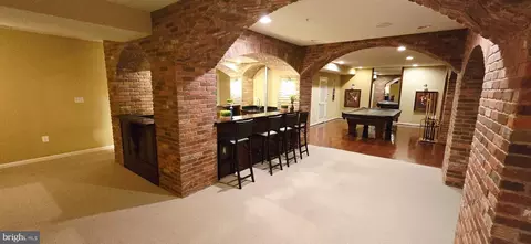Entry Way - 4204 Rolling Paddock Dr, Marlboro, MD 20772 photo 11 of 14