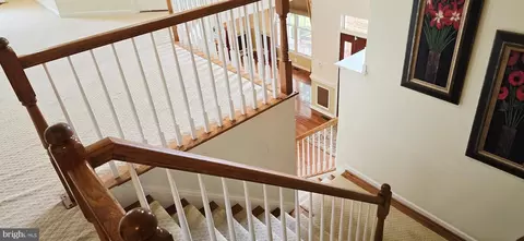 Entry Way - 4204 Rolling Paddock Dr, Marlboro, MD 20772 photo 4 of 14