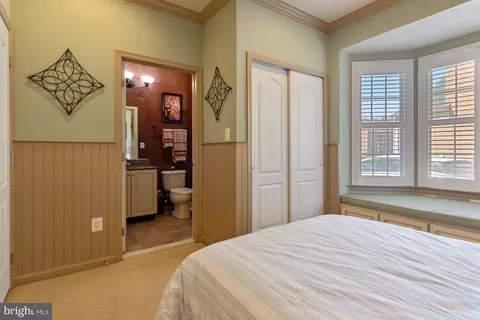 Bedroom - 4204 Rolling Paddock Dr, Marlboro, MD 20772 photo 6 of 6
