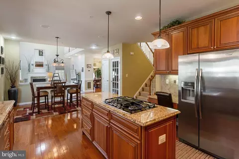 Kitchen - 4204 Rolling Paddock Dr, Marlboro, MD 20772 photo 4 of 4