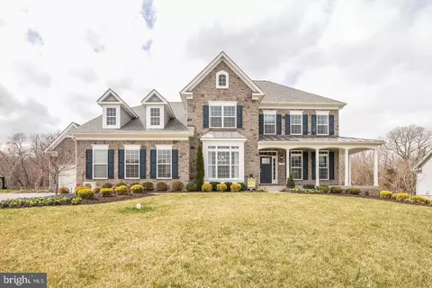 15716 Henrietta Dr, Accokeek, MD 20607