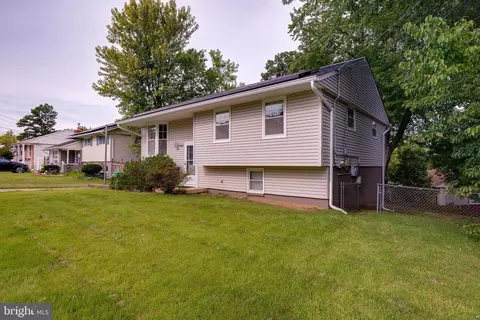 9212 Morley Rd, Lanham, MD 20706