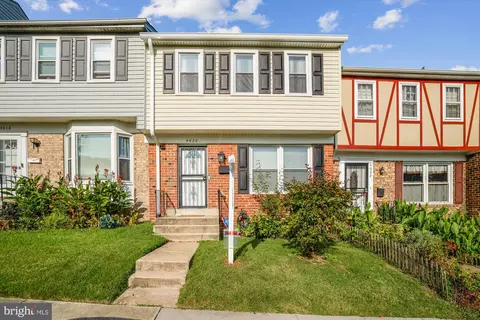 4020 Hanson Oaks Dr, Hyattsville, MD 20784