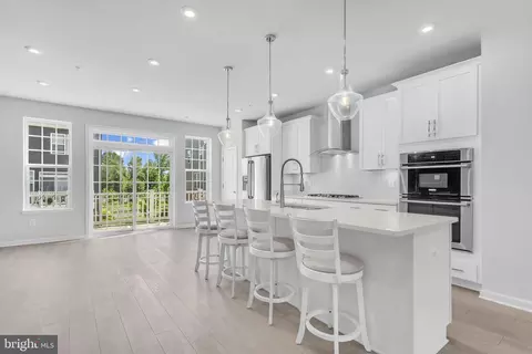 7114 Firwood Ln, Landover, MD 20785