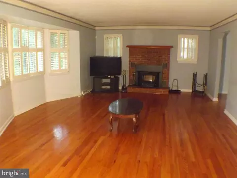 19108 Croom Rd, Brandywine, MD 20613 photo 6