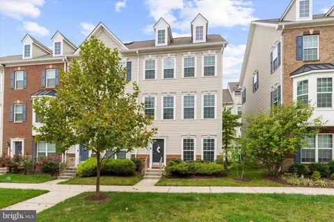 10706 Eastland Cir, Marlboro, MD 20772