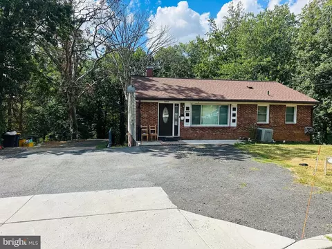 6809 3rd St, Riverdale, MD 20737 photo 4