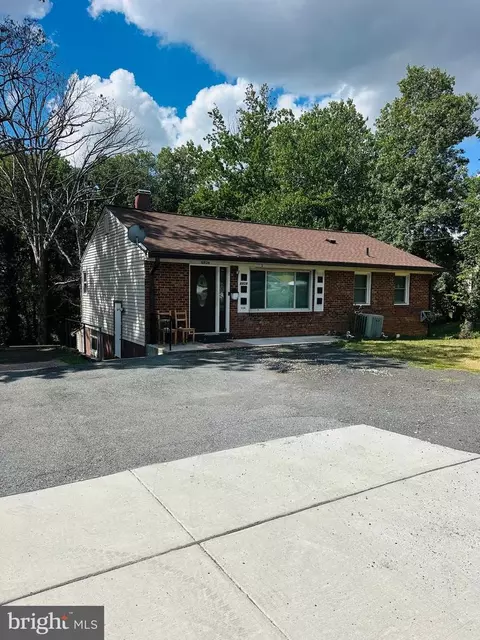 6809 3rd St, Riverdale, MD 20737 photo 3