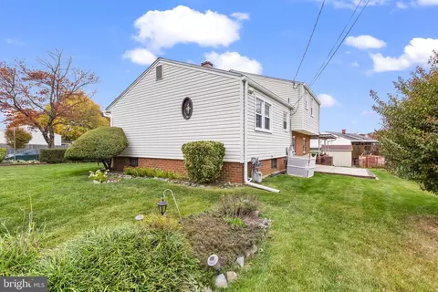 Exterior - 6701 Longridge Dr, Lanham, MD 20706 photo 3 of 5