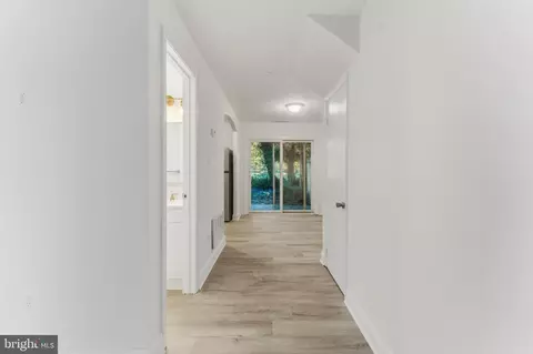 1210 Westview Ter, Laurel, MD 20707 photo 8