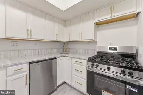 1210 Westview Ter, Laurel, MD 20707 photo 12